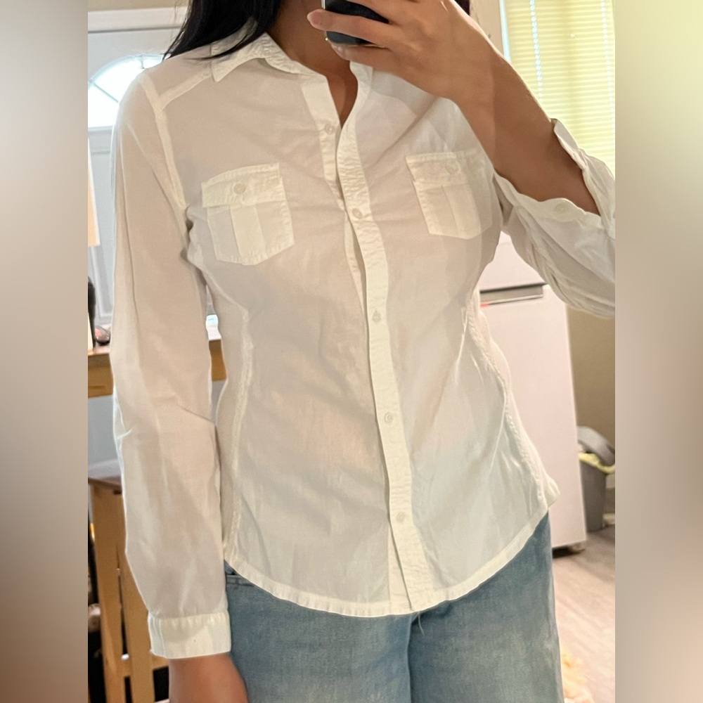 Old Navy White Fitted Long Sleeve Button Down Shirt